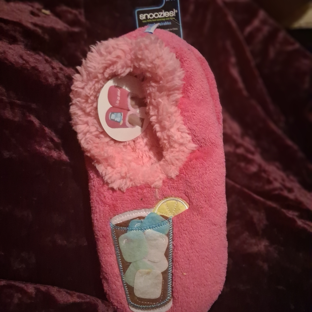 Snoozies Pink Women's Slippers